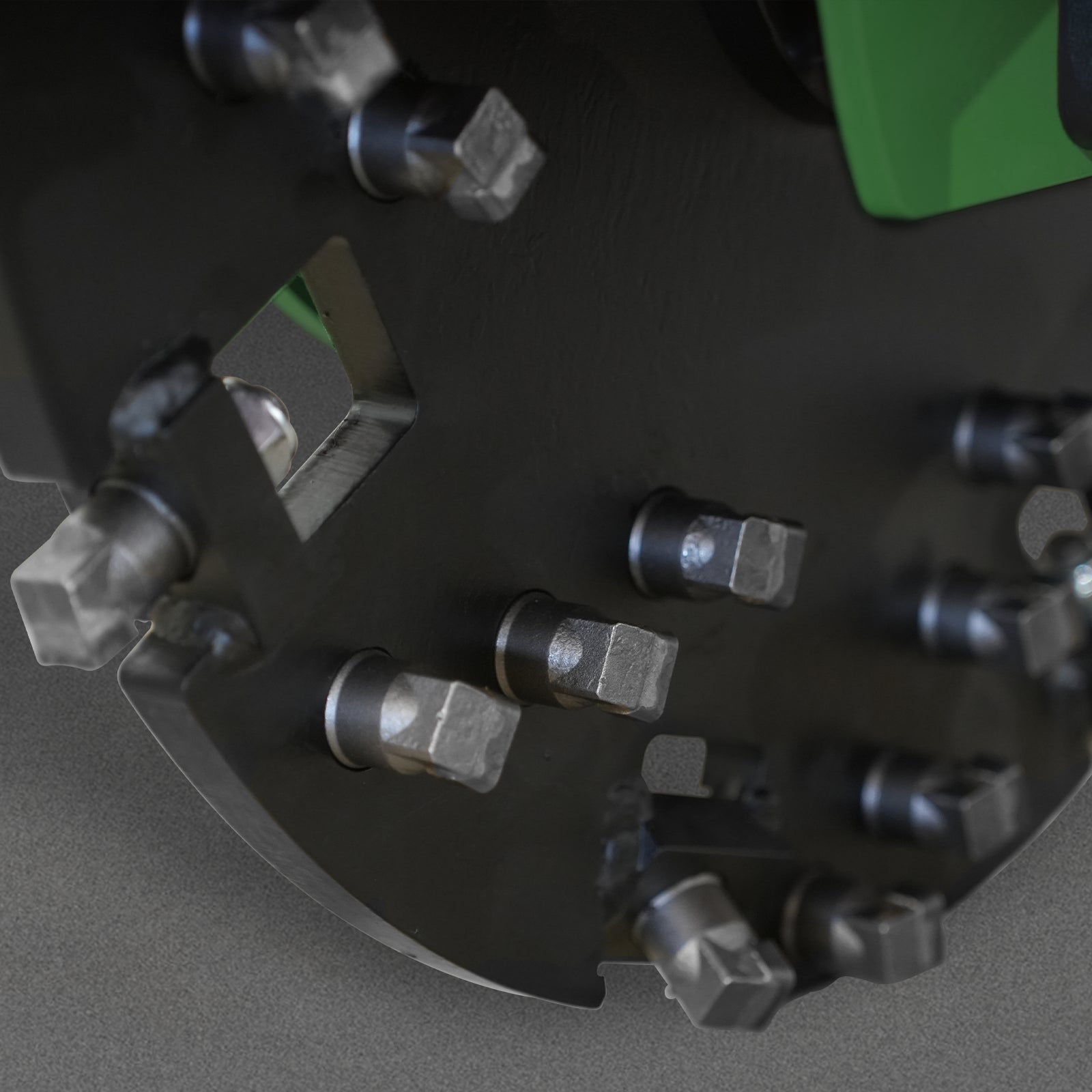 3-Point PTO Stump Grinder with 34 Carbide Teeth (PTO Shaft and Slip Clutch Included), for 15-45HP Tractor, SG24