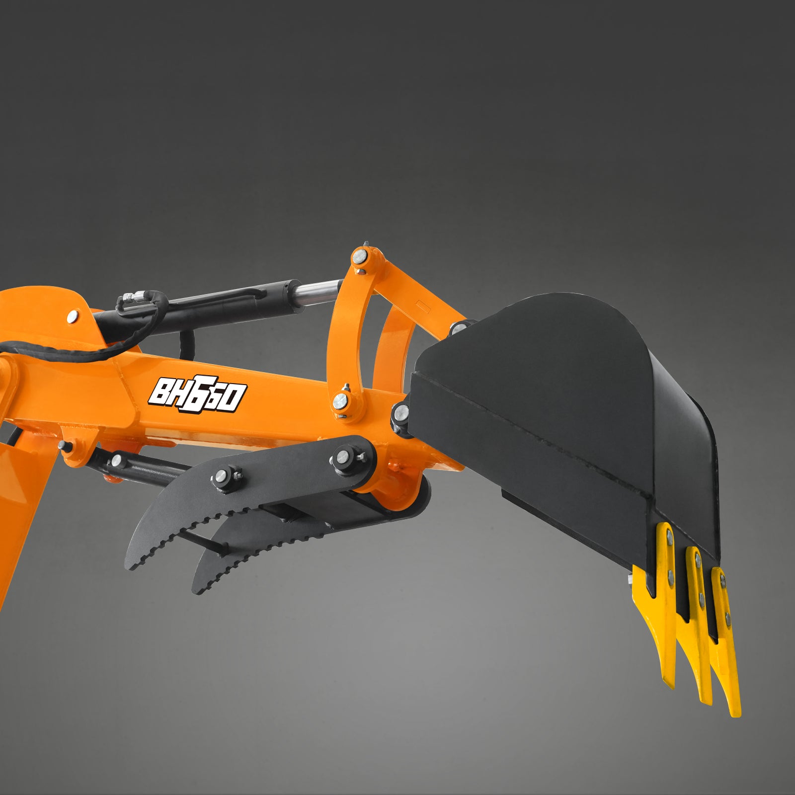 7' Tractor Backhoe Attachment with Mechanical Thumb, 12" Bucket, Self-Contained Pump, for 15-50 HP, Cat. 1 Tractor, BH660