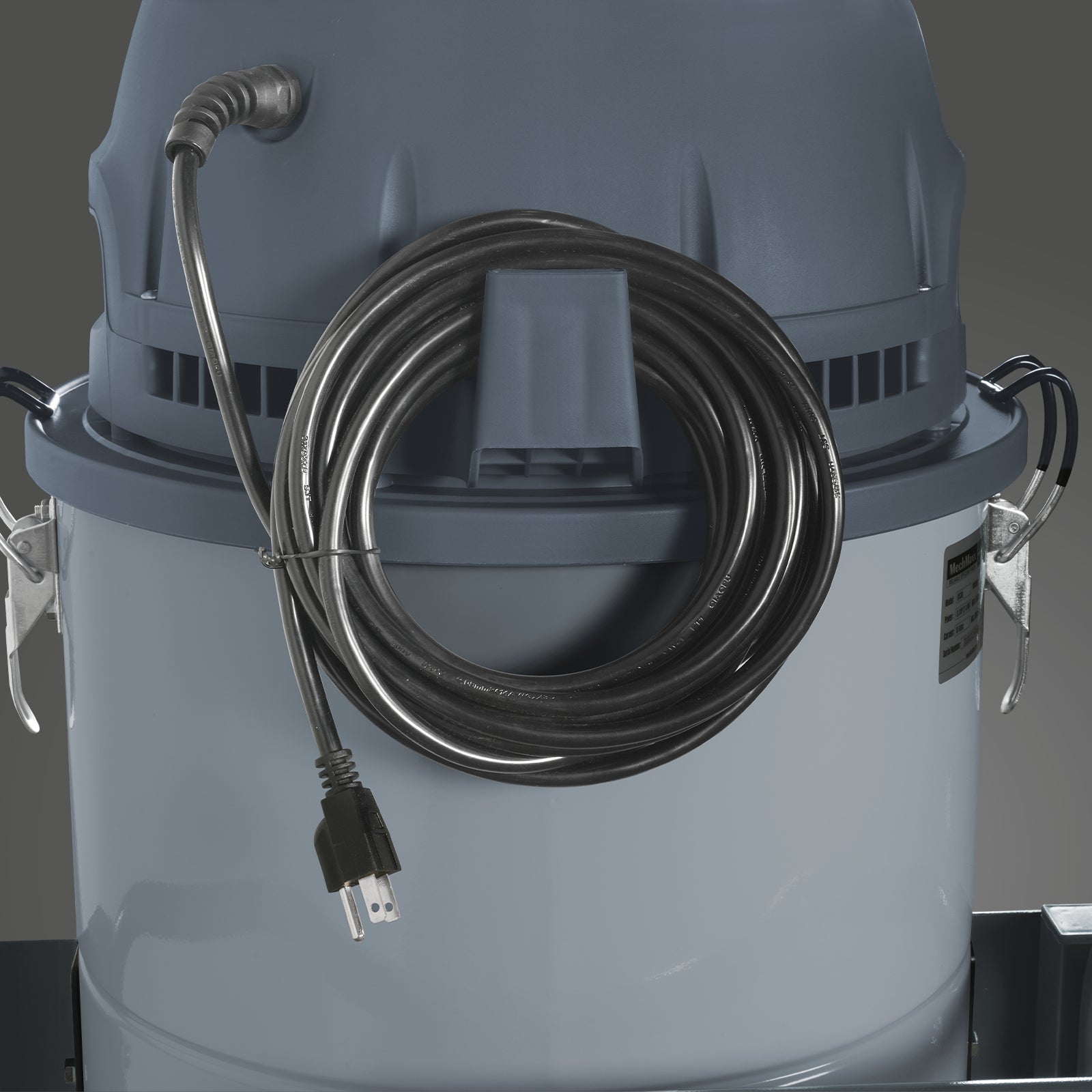Industrial Wet/Dry Vacuum Cleaner with HEPA Filter Three Motor 3.3 HP 285 CFM 16 Gallon - 110V 1 Phase, IVA3M