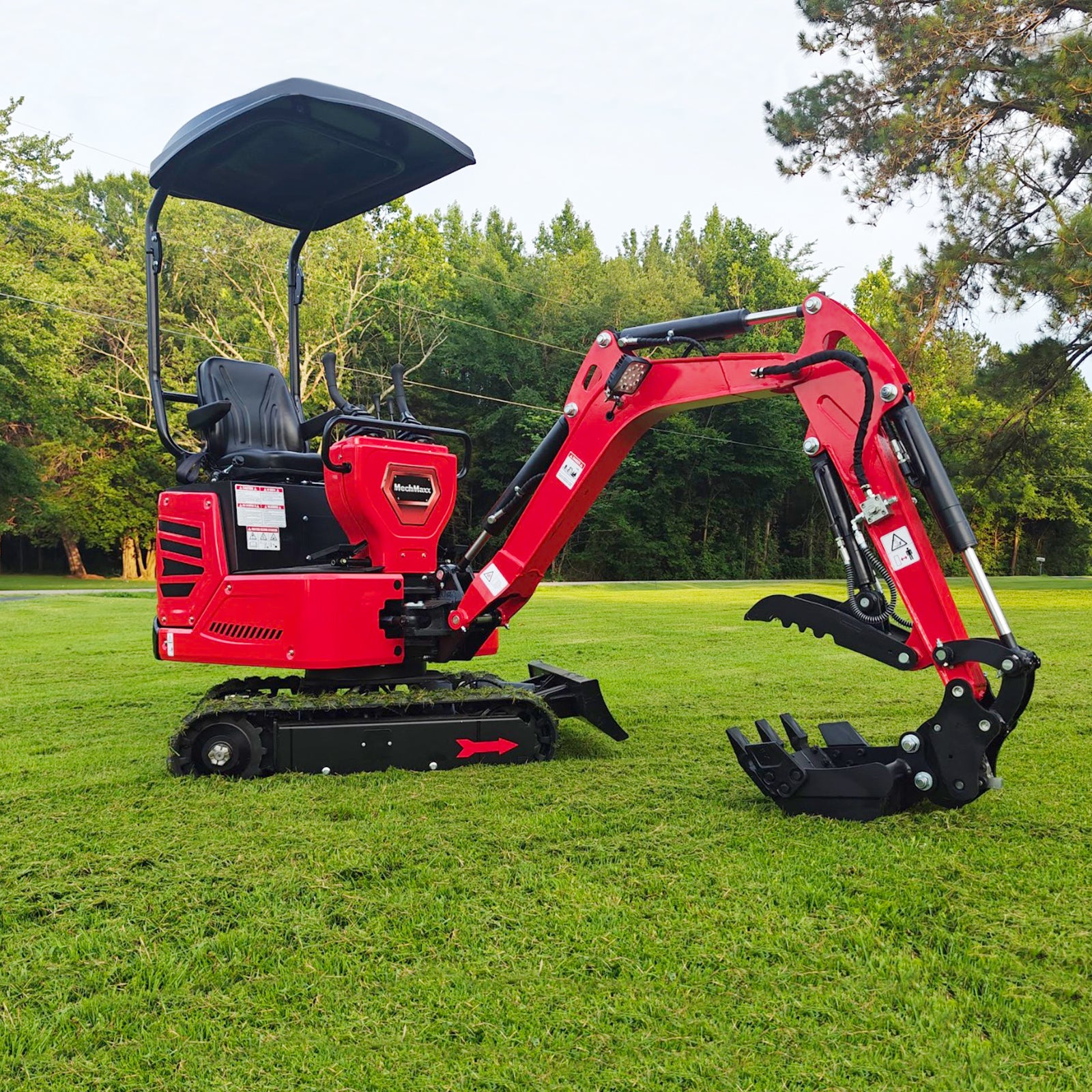 Mini Compact Excavator HONDA GX390 Engine, 65.7” Max. Digging Depth, 2100 LBS Operating Weight, MEC10