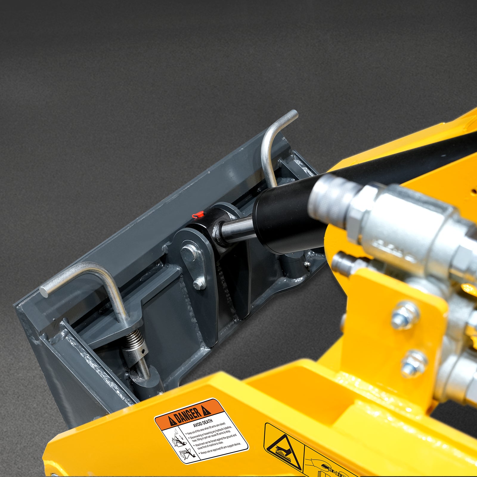 Mini Skid Steer Stand On Compact Track Loader ( 4 in 1 bucket included ) with 25HP KUBOTA D1105 Diesel Engine, Common Industry Interface (CII), CROBA STL1000
