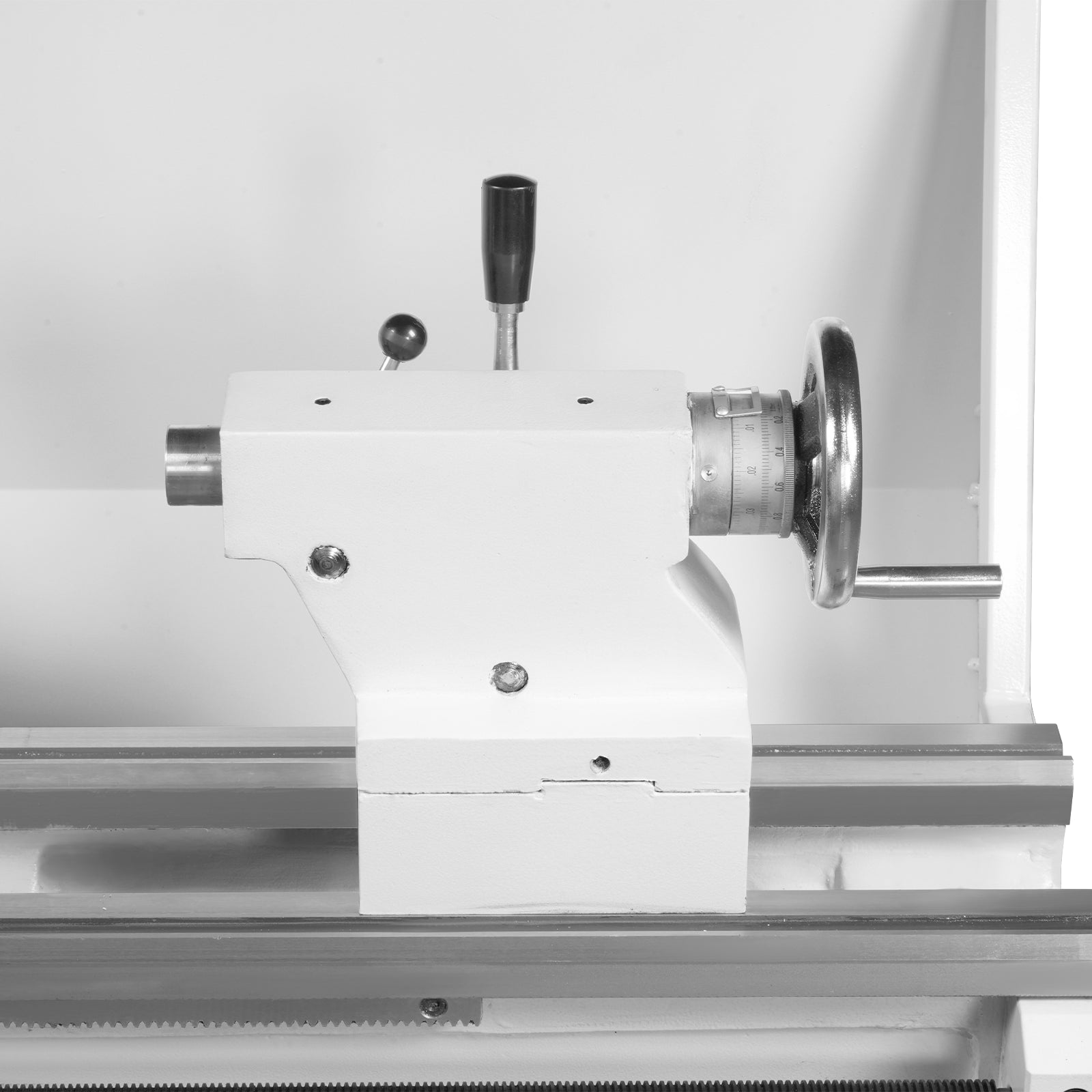 13" x 37" Industrial Heavy Duty Bench Metal Lathe 1.5HP/1100W Metal Working Lathe High Precision 64-1500 RPM Variable Speed with Four-axis sliding system