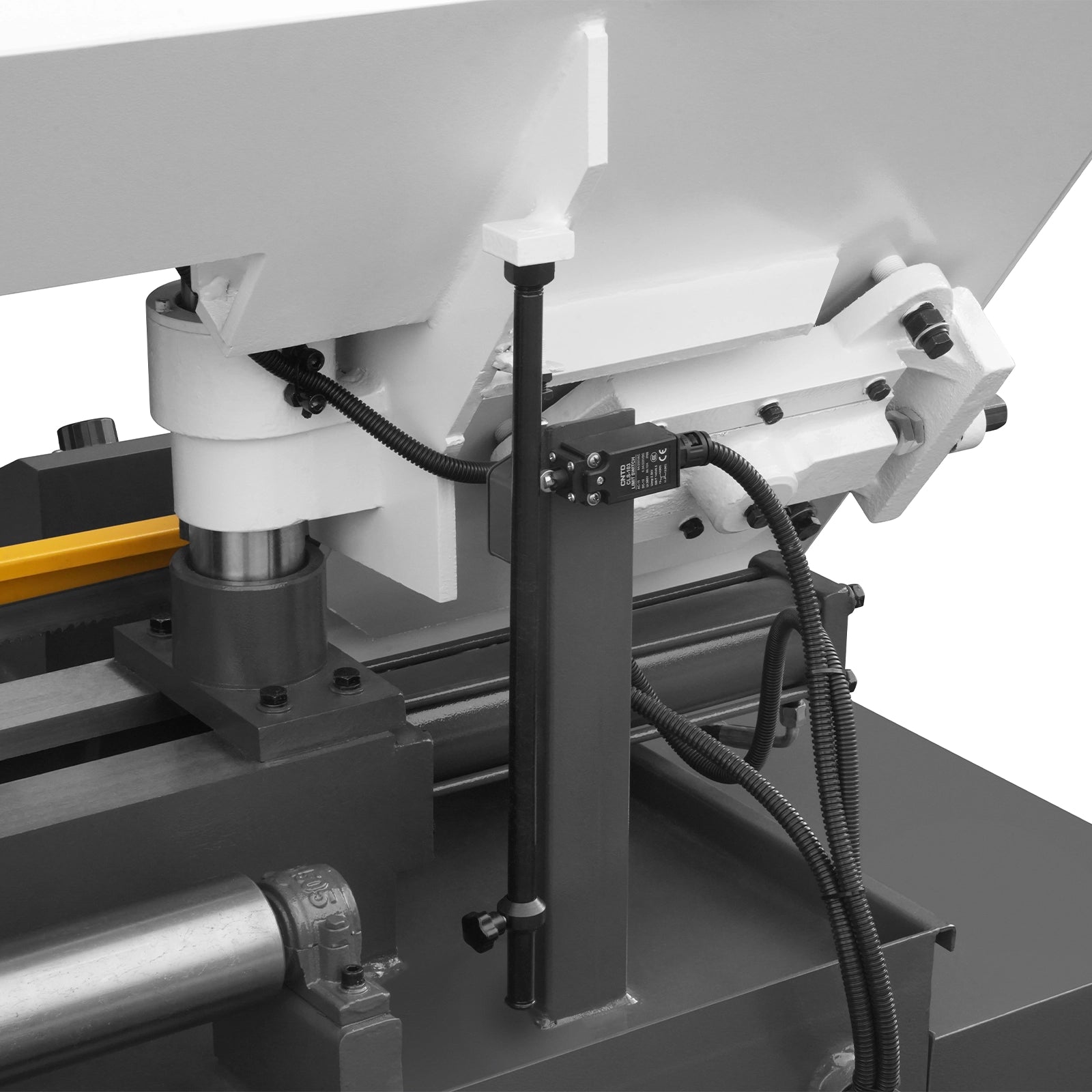 11" Double Column Horizontal Metal Cutting Band Saw, 3-Speed, Hydraulic Feed, 2.8kW Industrial Saw GH4228