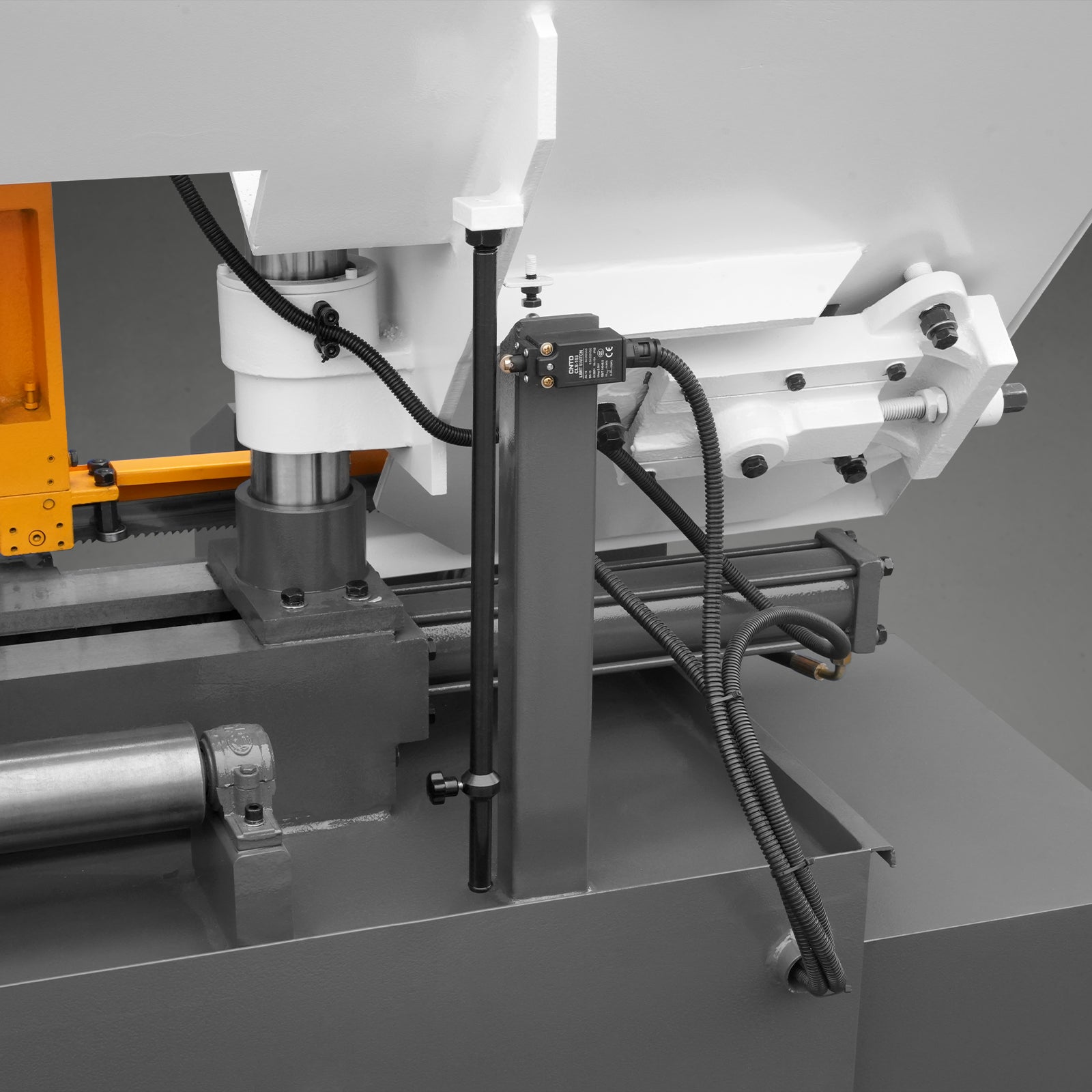 13" Double Column Horizontal Metal Cutting Band Saw | Hydraulic Feed | 3‑Speed | 2.2/2.8kW Industrial Metal Saw for Fabrication, Steel, Alloy, Carbon Steel GH4235