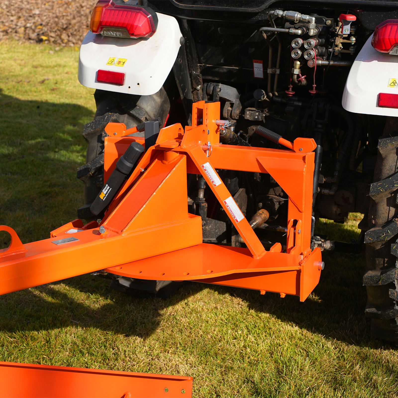 72" Heavy Duty 6-Way Rear Blade 3 Point Hitch Tractor Attachment, RB72SE