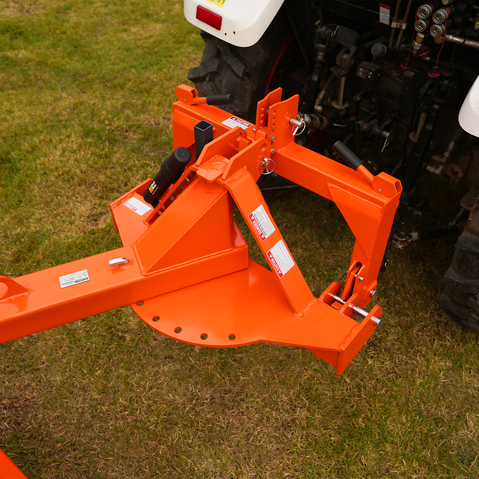 60" Heavy Duty 6-Way Rear Blade 3 Point Hitch Tractor Attachment, RB60SE