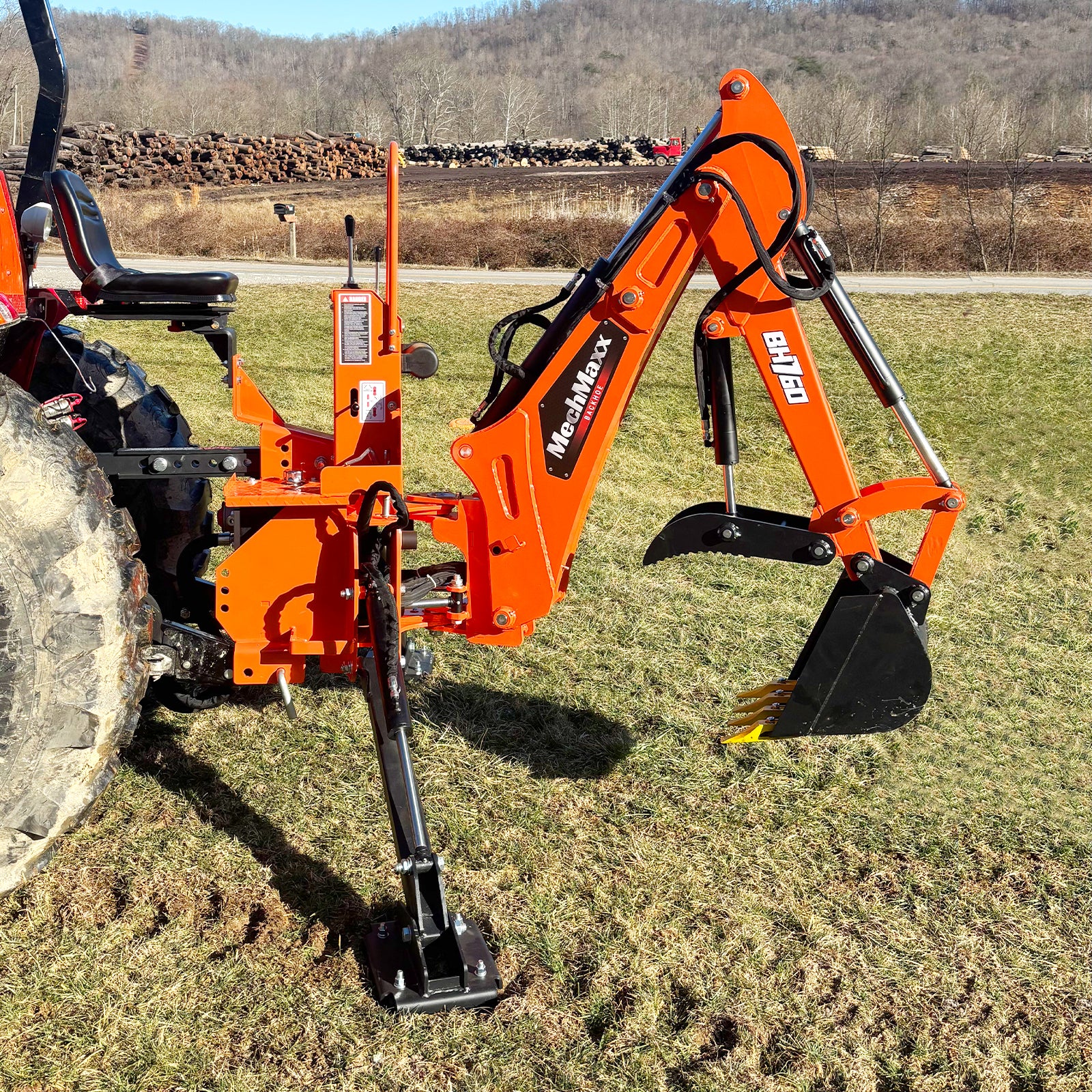 8' Tractor Backhoe Attachment with Hydraulic Thumb, 15" Bucket,  Self-Contained Pump, for 20-100 HP, Cat. 1&2 Tractor, BH760