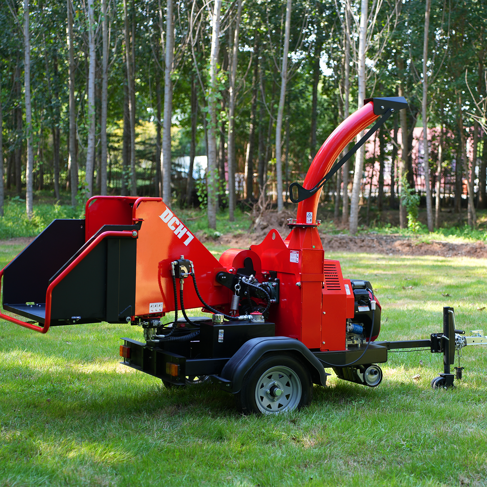 HONDA GX690 22hp 688cc Twin Cylinder Gasoline Engine Powered 7'' Hydraulic Feeding Wood Chipper, DCH7