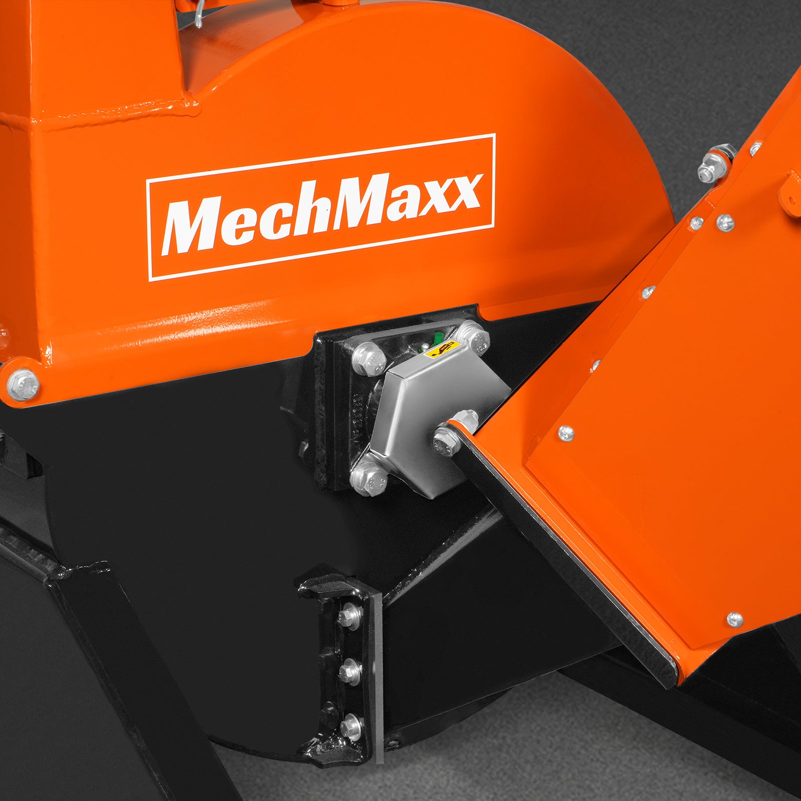 3 Point Wood Chipper Attachment For Tractors Up To 45HP (PTO Shaft Included), BX42S