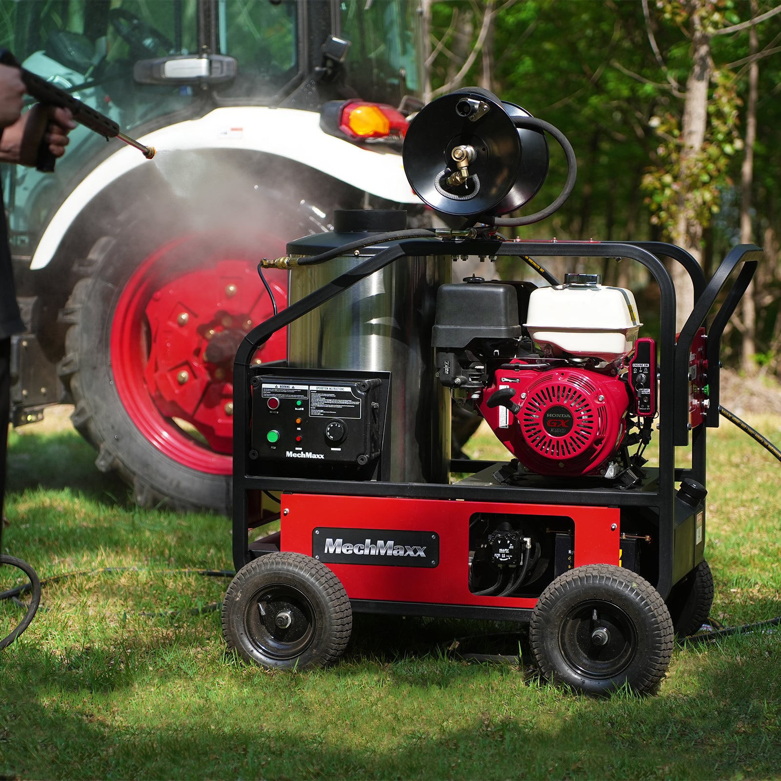 4000 PSI 4 GPM HONDA E-Start Engine Hot Water Pressure Washer with Hose Reel, HPW40H