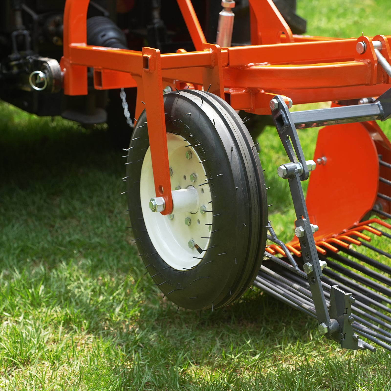 3 Point One Row Potato Harvester Potato Digger Picker PTO Driven, PH19