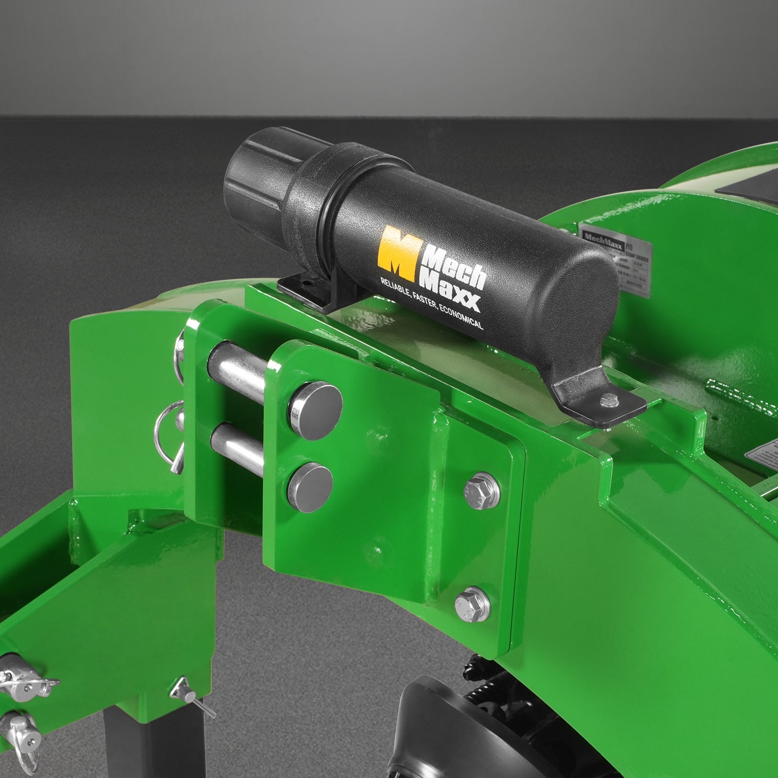 3-Point PTO Stump Grinder with 44 Carbide Teeth (PTO Shaft Included with Slip Clutch), for 35-80HP Tractor, SG28