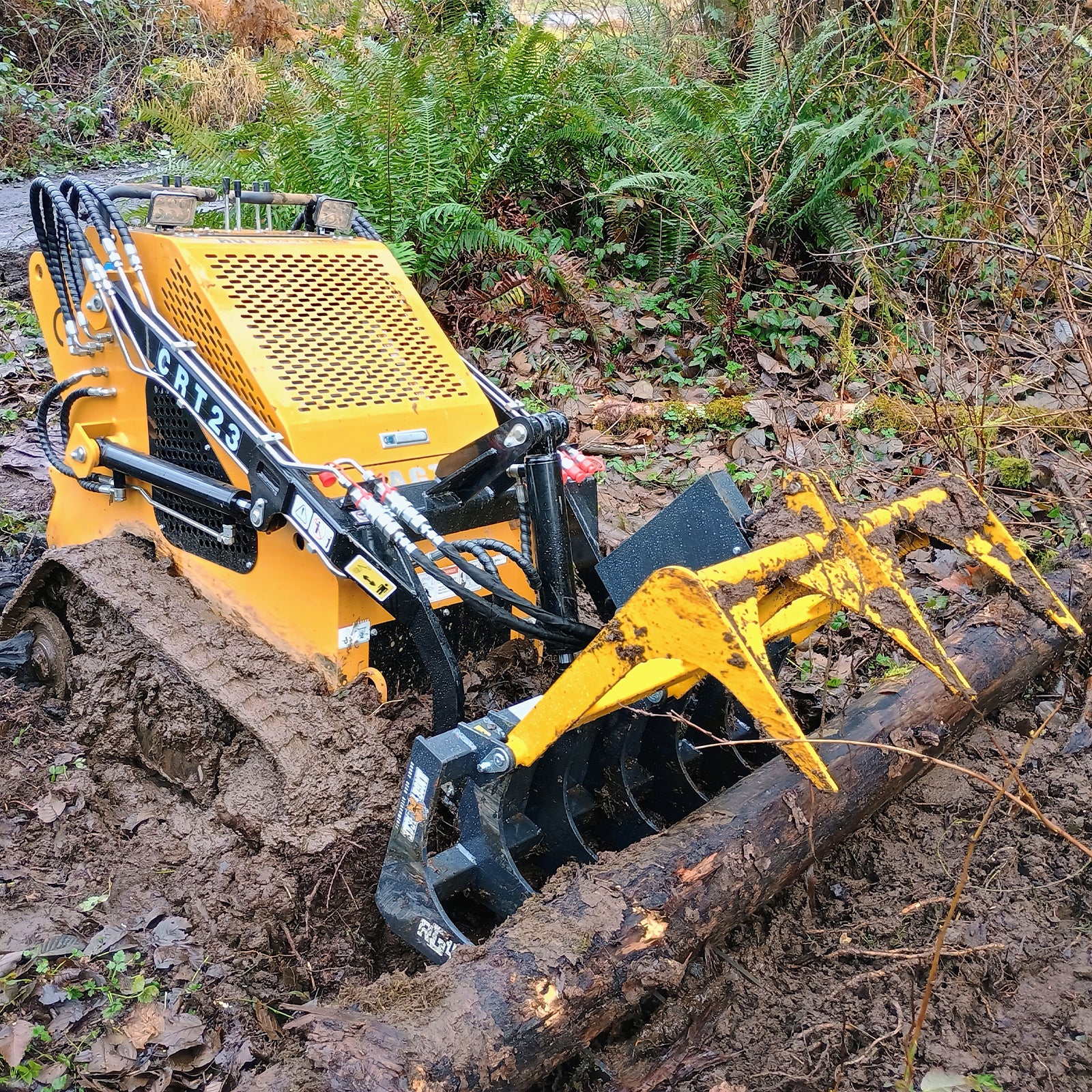 42” Mini Skid Steer Skeleton Grapple Attachment,  24” Arm Opening, 2000 lb Weight Capacity