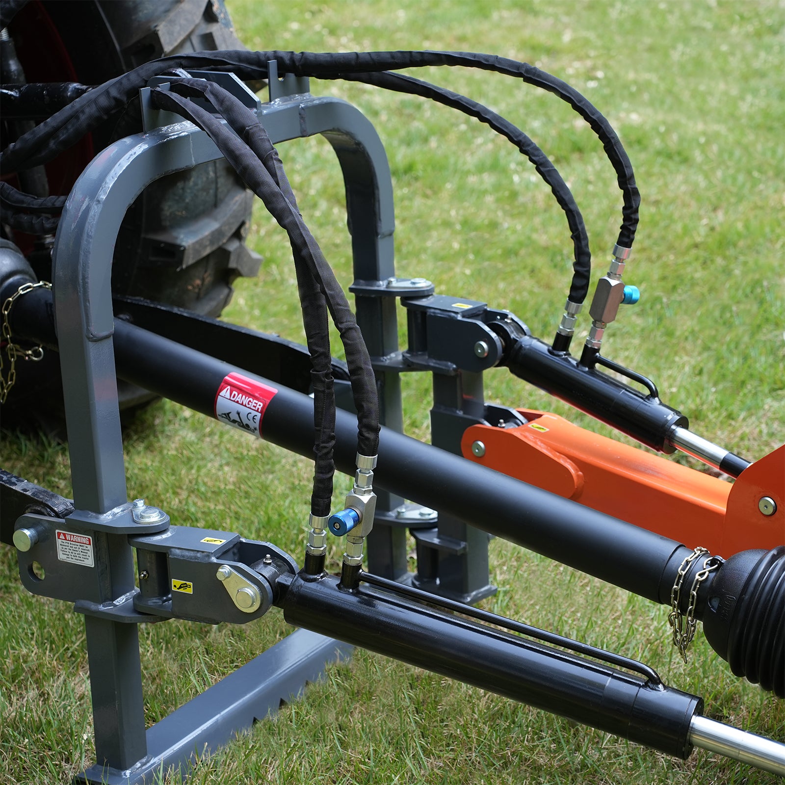 24'' Cutting Wheel Hydraulic Cylinders Stump Grinder, (PTO Shaft Included with Slip Clutch) , 35-60hp,  TSG61