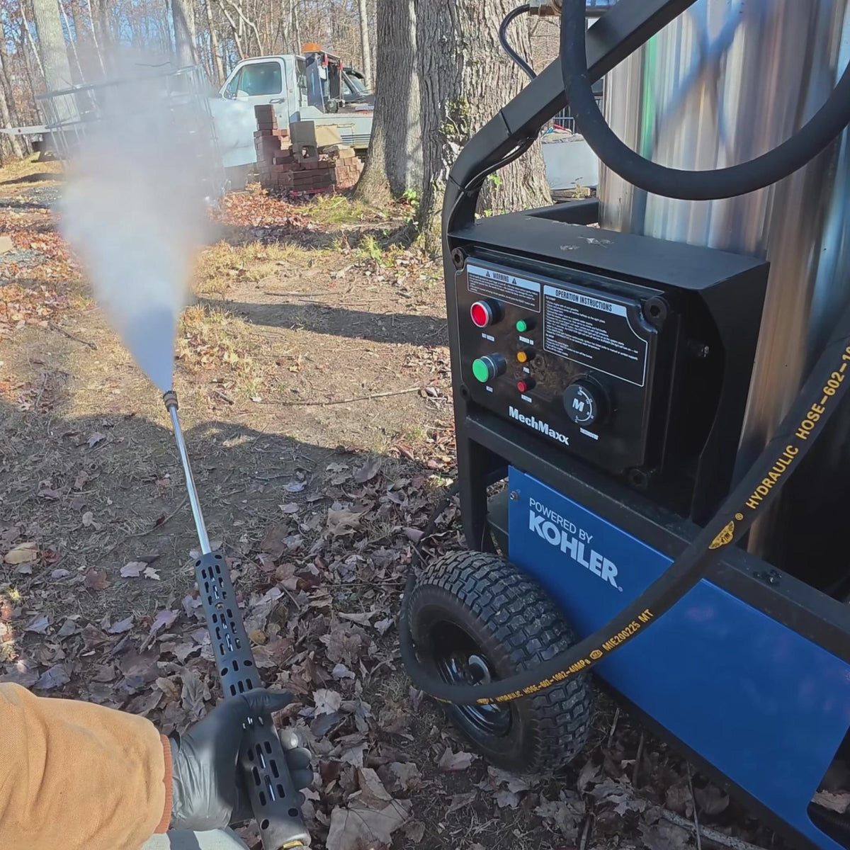 4000 PSI 4 GPM HONDA E-Start Engine Hot Water Pressure Washer with Hose Reel,  HPW40H