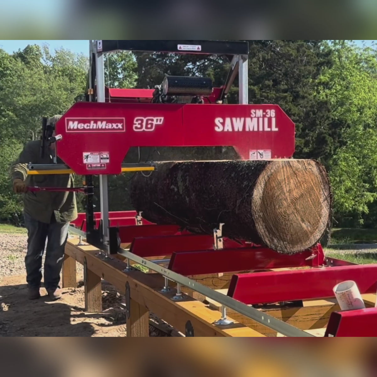36" MAX Portable Sawmill,  25HP 750cc ZONSEN V-Twin Engine,  36" Board Width, 20' Track Length, SM-36MAX