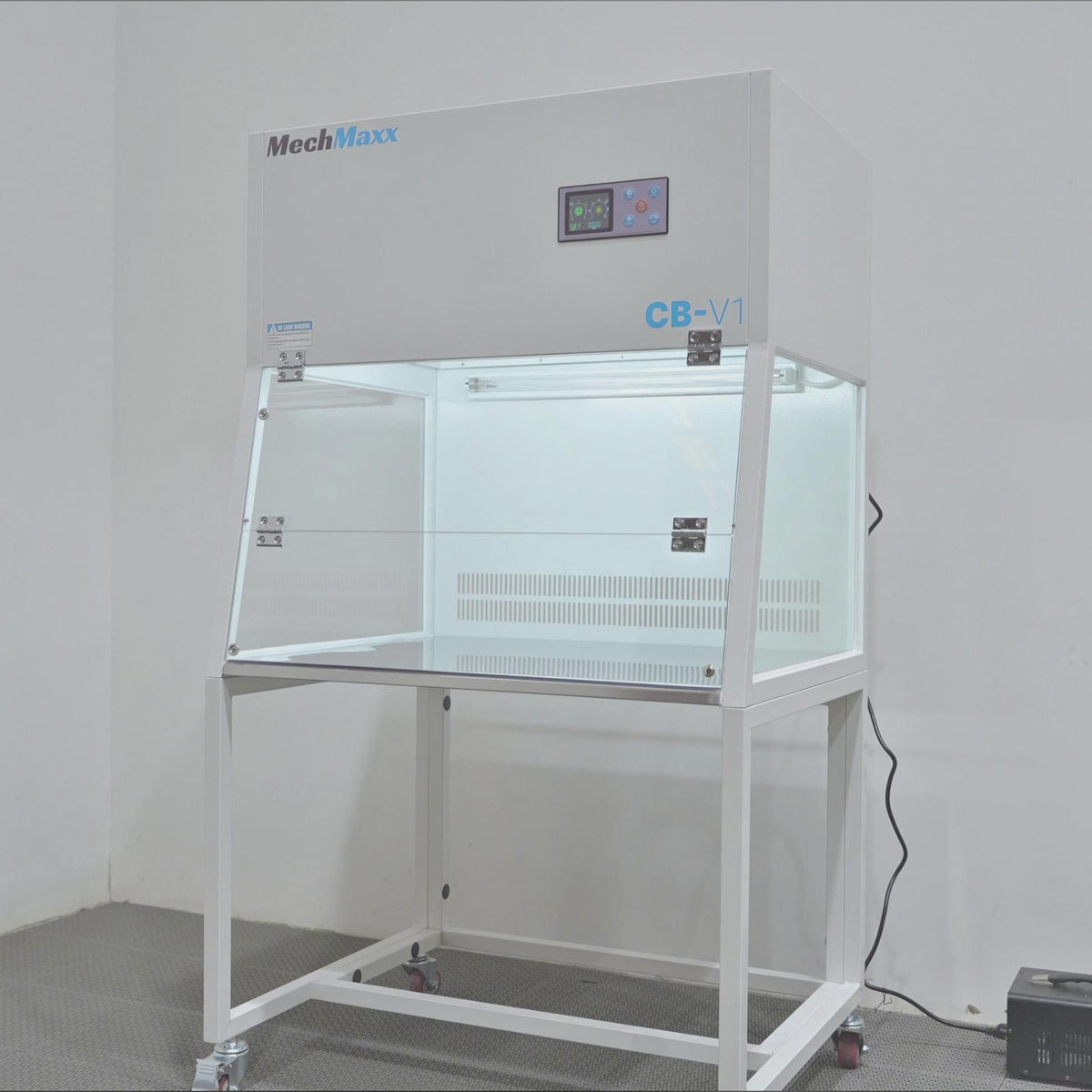 33.9″ Wide CB-V1 Vertical Laminar Flow Clean Bench with HEPA Filtration & UV Sterilization | ISO Class 5