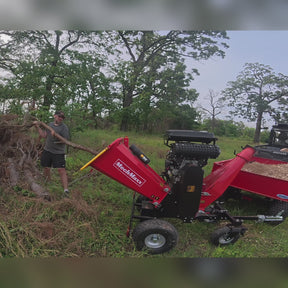 8 inch ZONSEN E-Start 1000cc 35hp Gas Powered 4 - Wheel Drum Wood Chipper with Taillight , B200