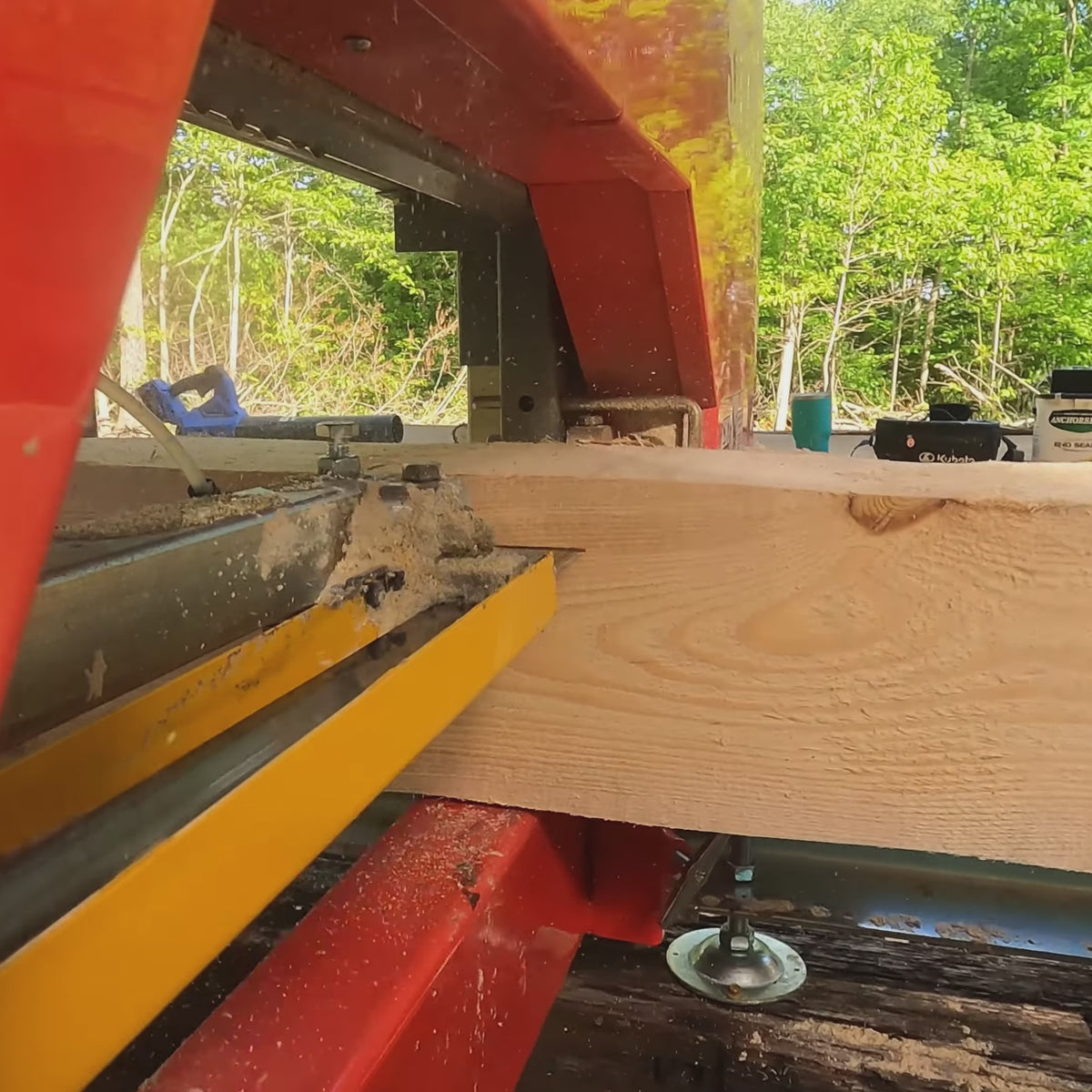 26" Portable Sawmill (5x Blades Included),  KOHLER CH440 429cc E-Start Gasoline Engine,  20" Board Width,  20' Track Length (13' Track Length + 6.4' Track Extension Included) ,  SM-26
