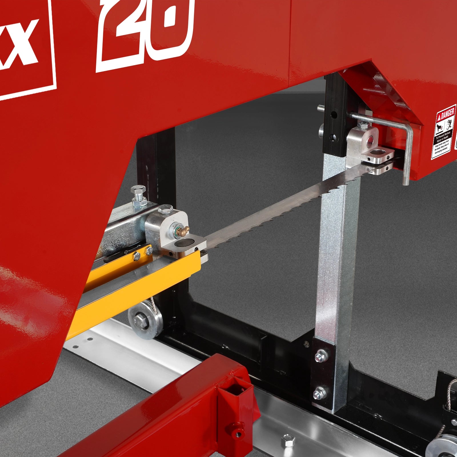 26" Portable Sawmill (5x Blades Included), 459cc 15HP E-Start Gasoline Engine, 20" Board Width, 20' Track Length (13' Track Length + 6.4' Track Extension Included) , SM-26